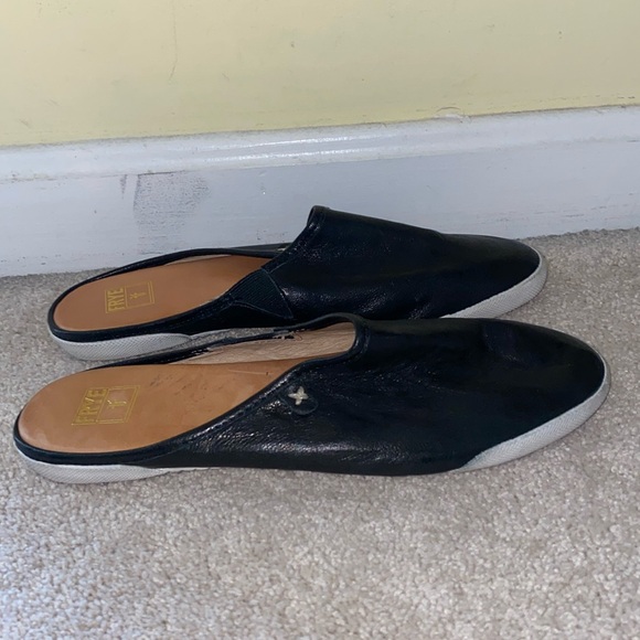 Frye black mule shoe 7.5 - Picture 2 of 6